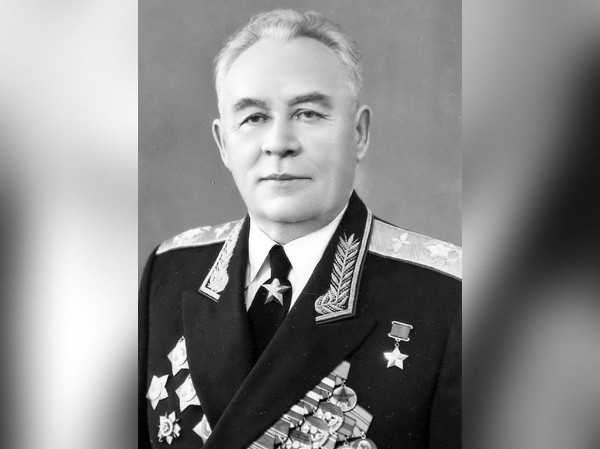 В Марий Эл помнят маршала авиации Константина Вершинина